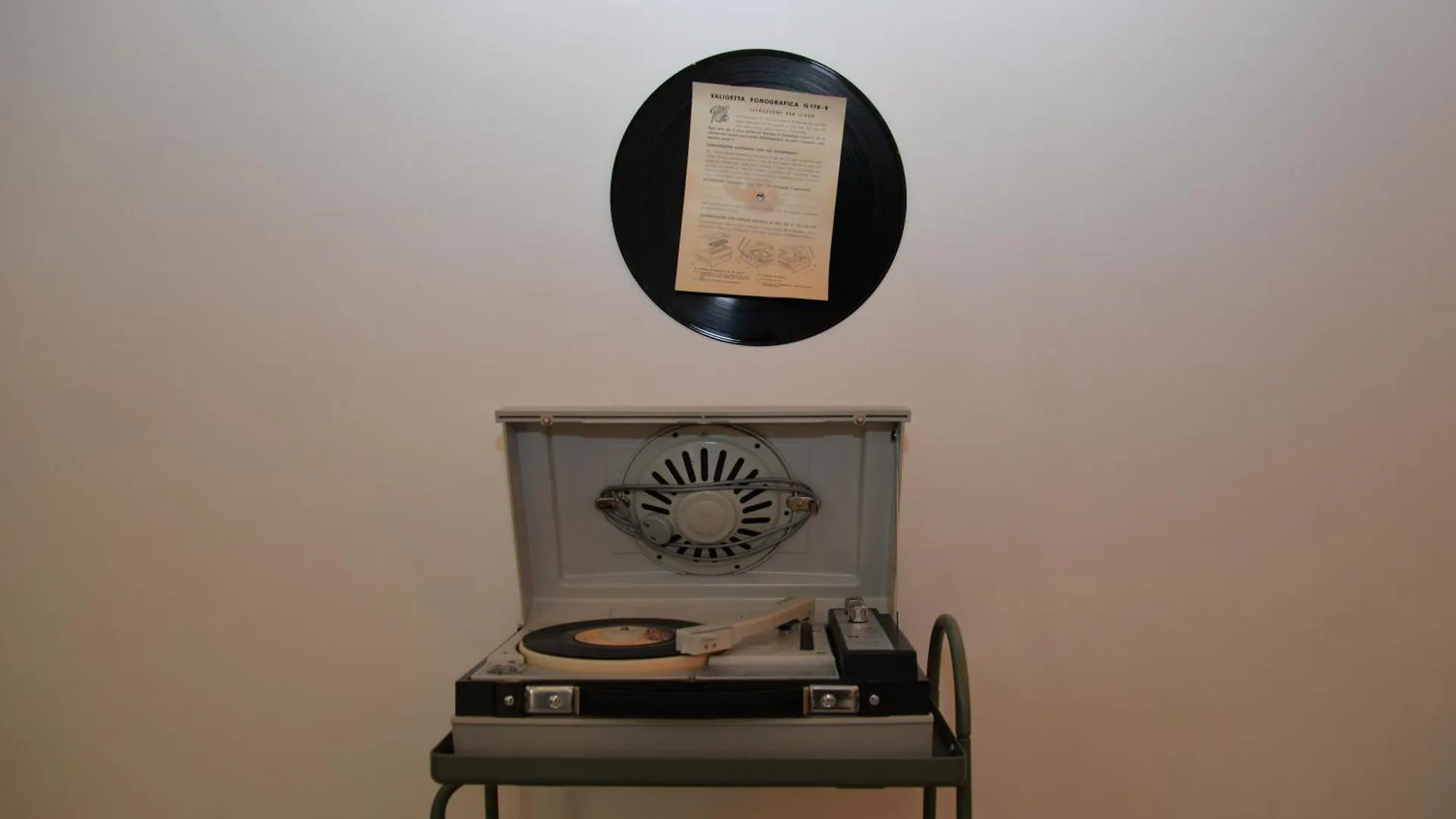 Vinyls' Green Home - Toledo Centro Storico Naples 0*,  Italy