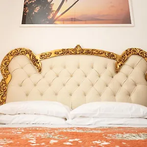 4* Szálloda Des Artistes
